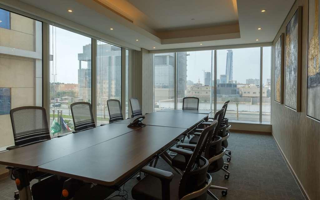 Comfort Hotel Jeddah King Road Ανέσεις φωτογραφία