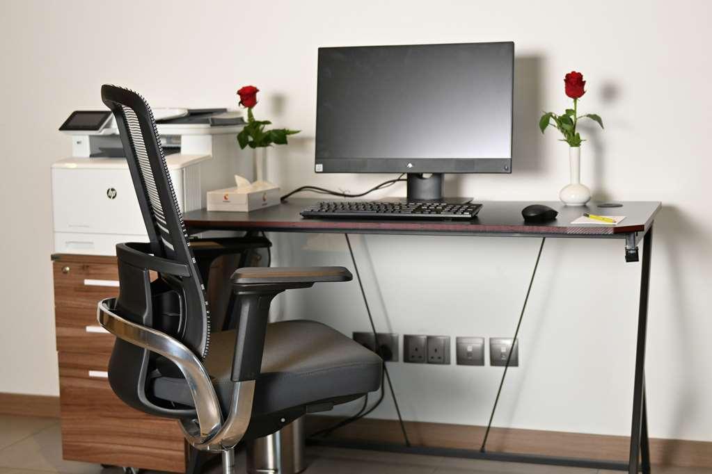 Comfort Hotel Jeddah King Road Ανέσεις φωτογραφία