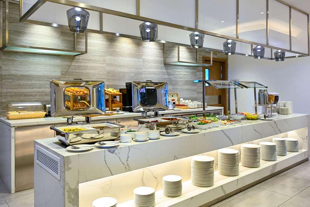 Comfort Hotel Jeddah King Road Εστιατόριο φωτογραφία