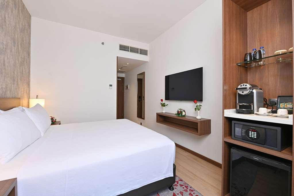 Comfort Hotel Jeddah King Road Δωμάτιο φωτογραφία